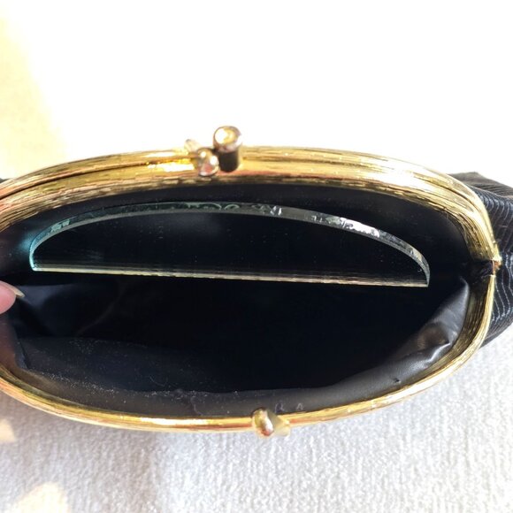Vtg Nipon Black Micro Mini Clutch Coin Purse Mirror Gold Clam Ribbed 40s Minimal - Picture 7 of 9